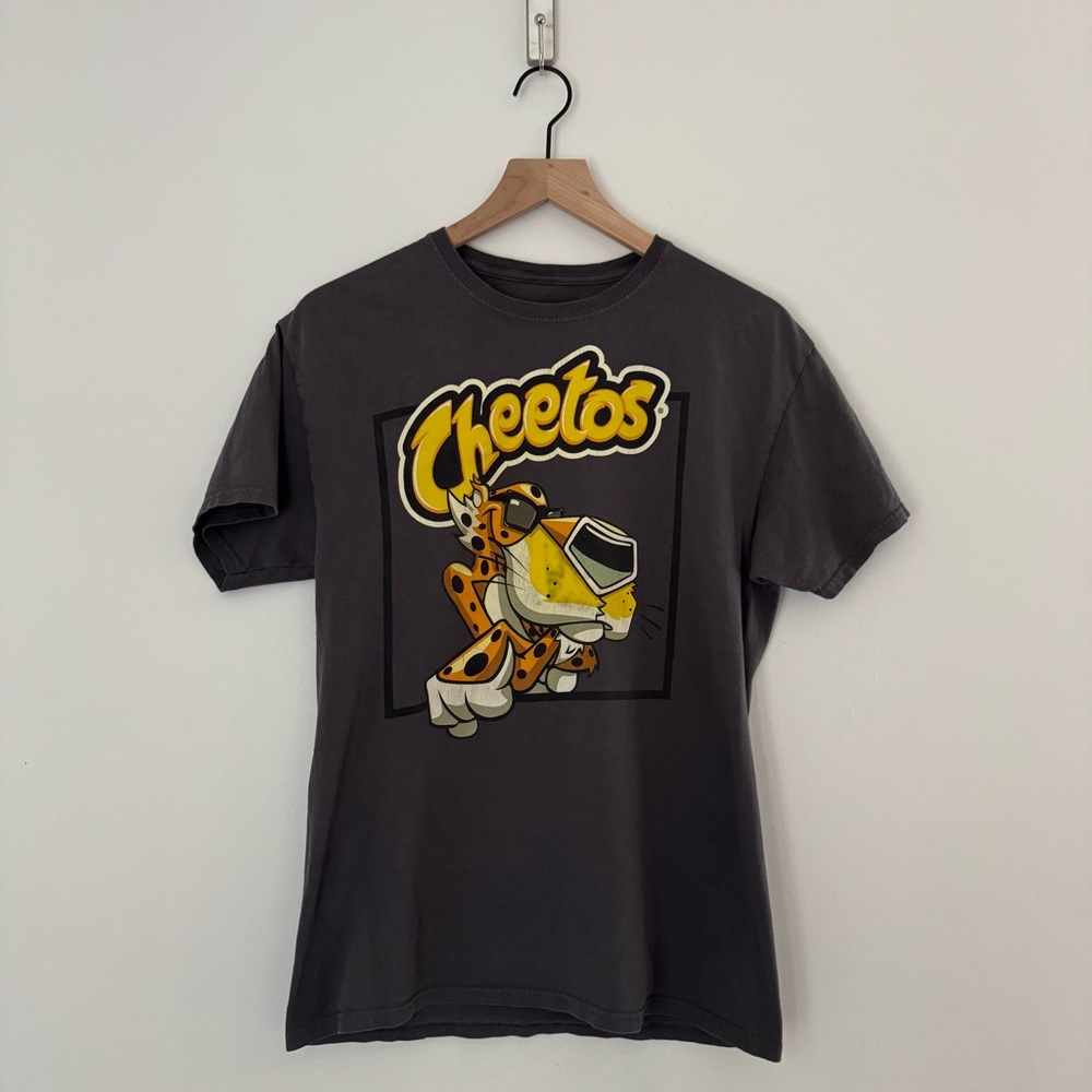 Cheetos Chester Cheetah Graphic T-Shirt - Mens Size Medium 90s Retro Inspired